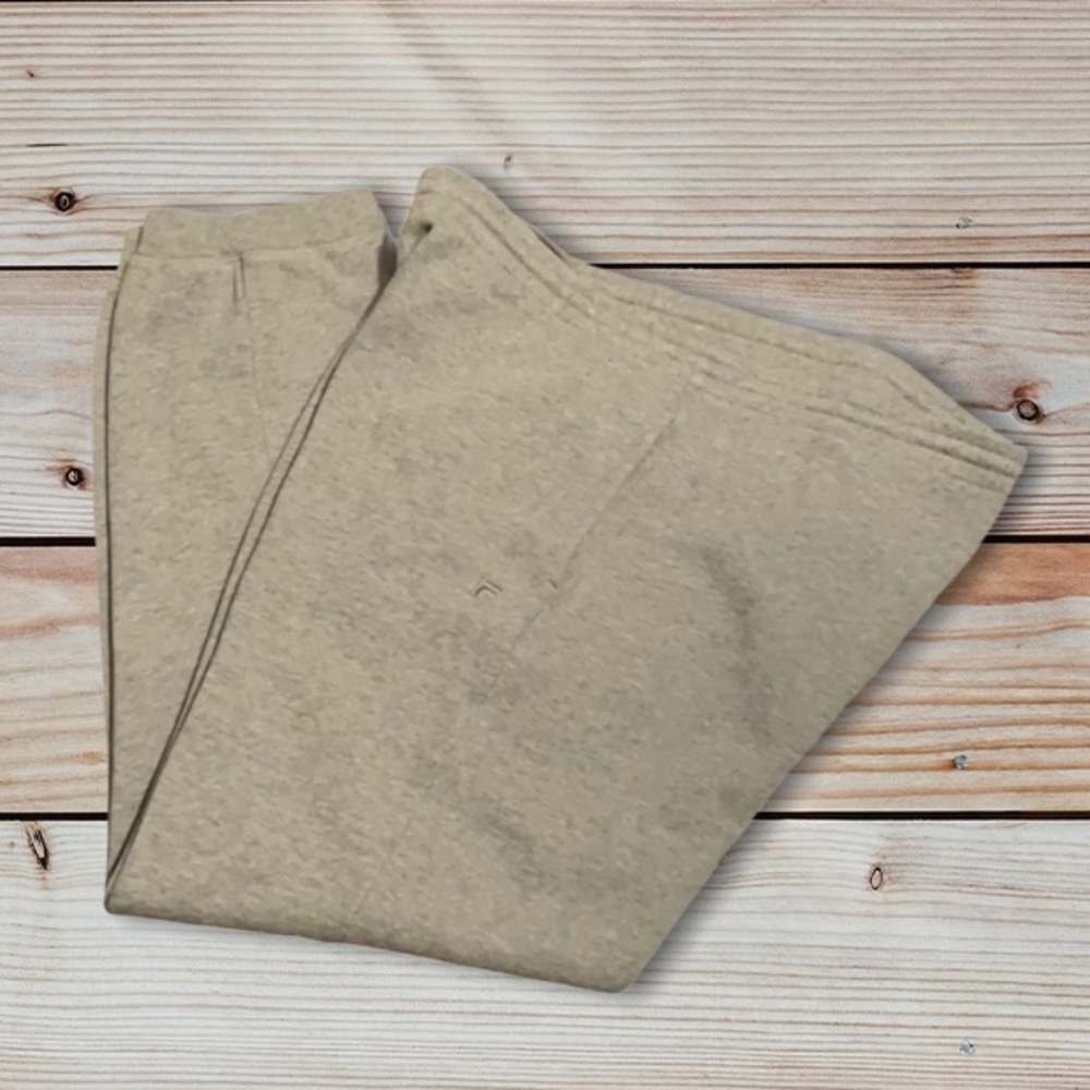 FILA LIKE NEW JOGGERS SIZE LARGE